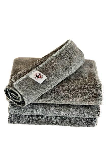 Q4 EVER Microfiber Cloth - 4 pcs - 40x40cms - 360 GSM Thick Lint & Streak-Free Multipurpose Cloths - Automotive Microfiber Towels for Car Bike Cleaning Polishing Washing & Detailing
